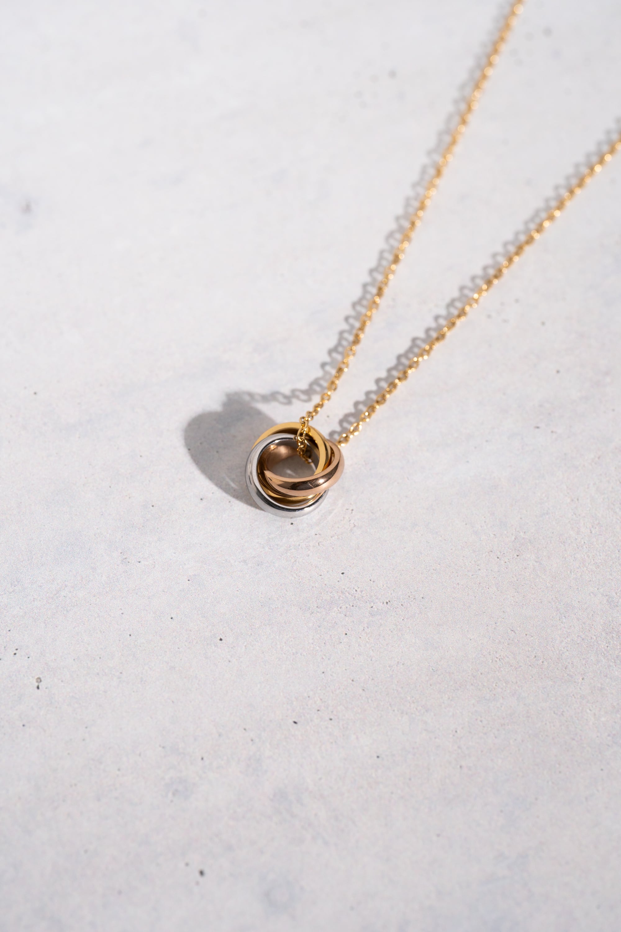 trinity necklace | 金属アレルギー対応のアクセサリー crea.jewelry