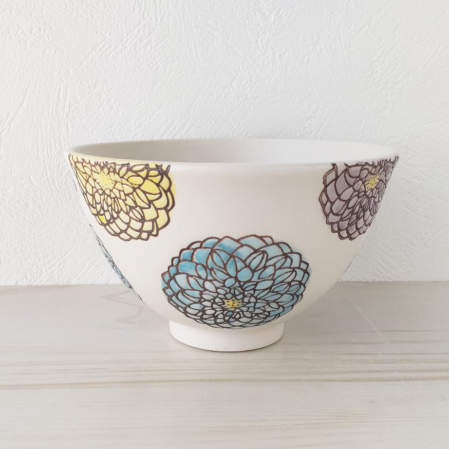 新品　波佐見焼 勲山窯 茶碗 かれん レッド 新品 波佐見焼 勲山窯 茶碗 かれん レッド