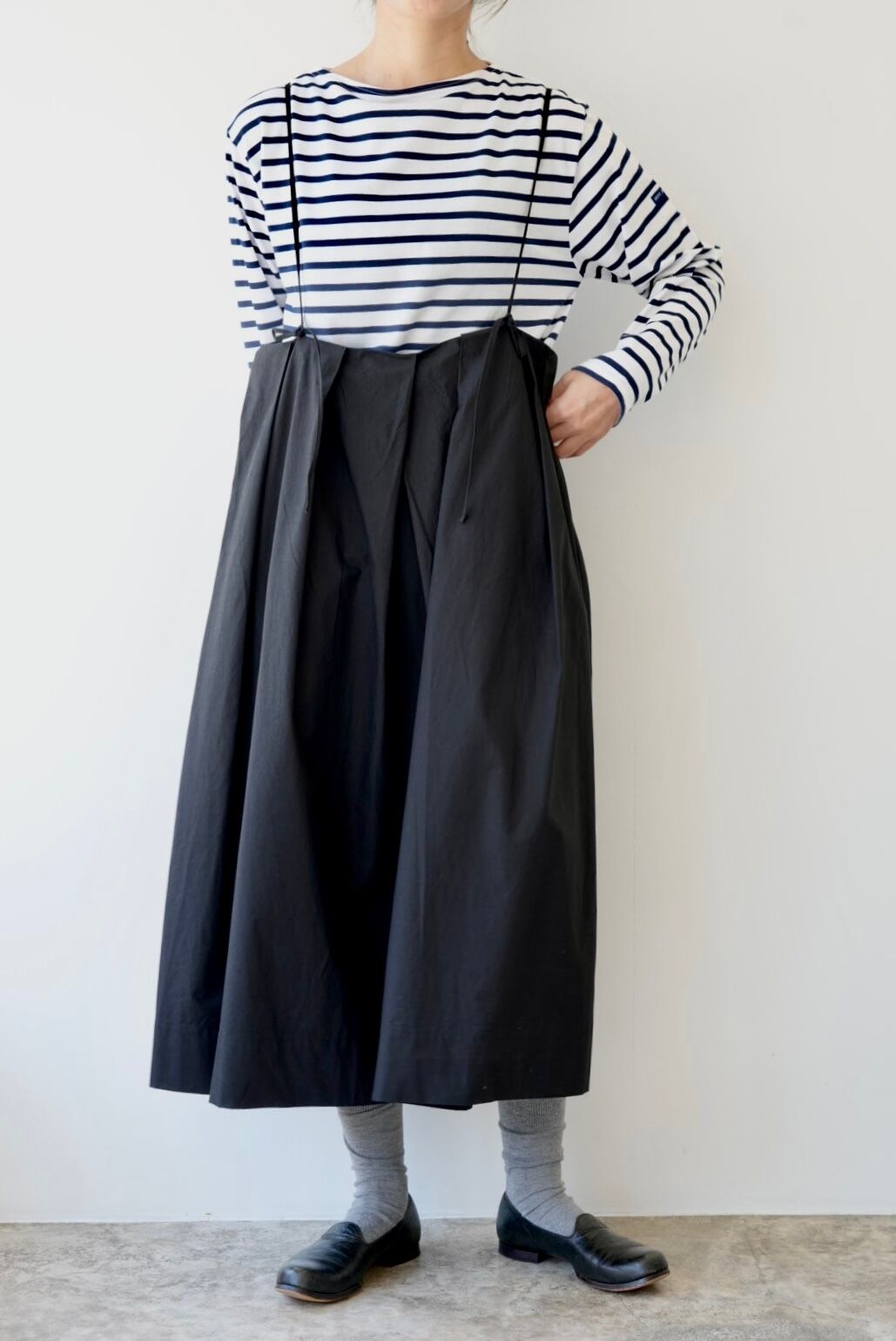 Yoli シンプルスリーブレスワンピース | Vie