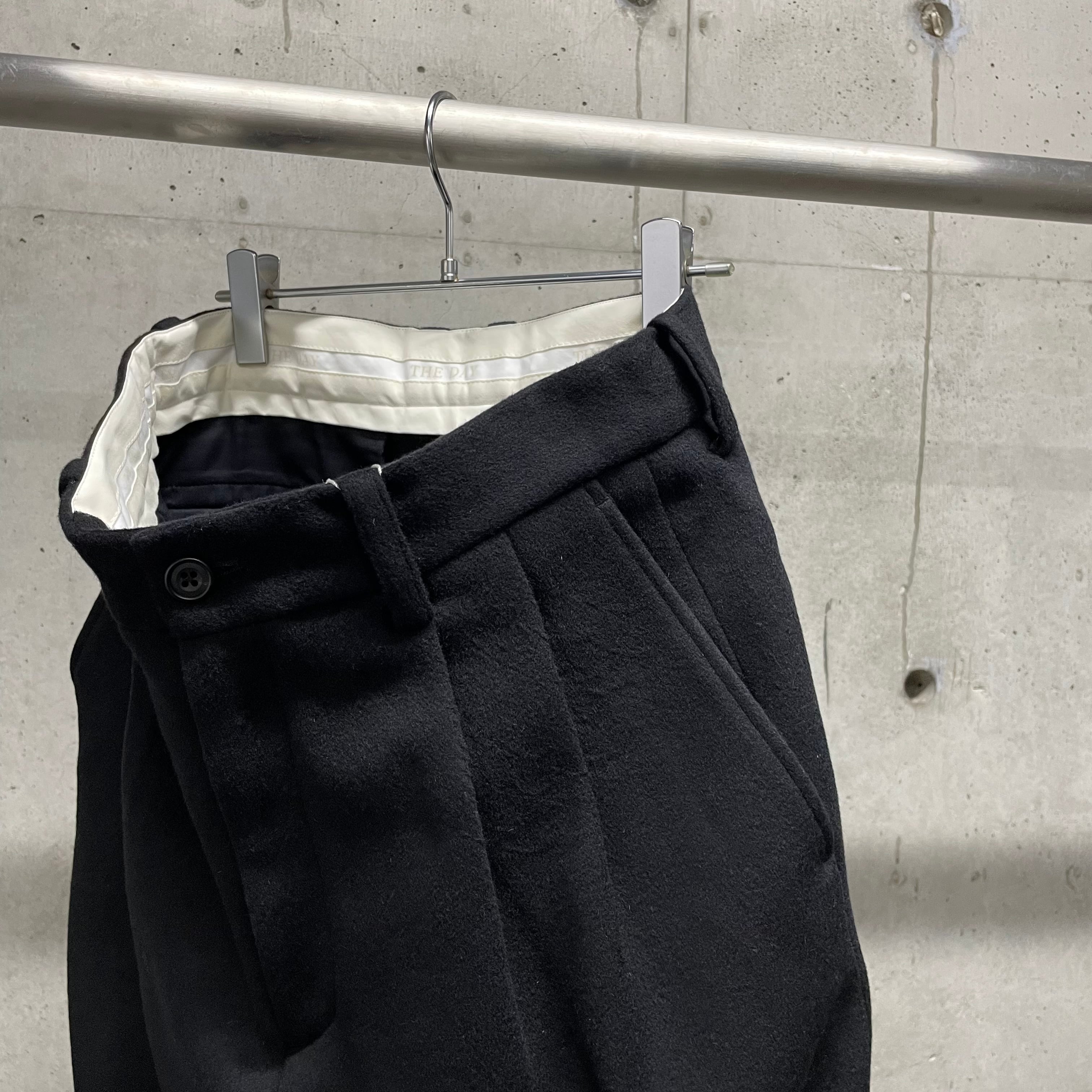 THE DAY】WOOL CASHMERE 2TUCK WIDE PANTS_BLACK | marfa store