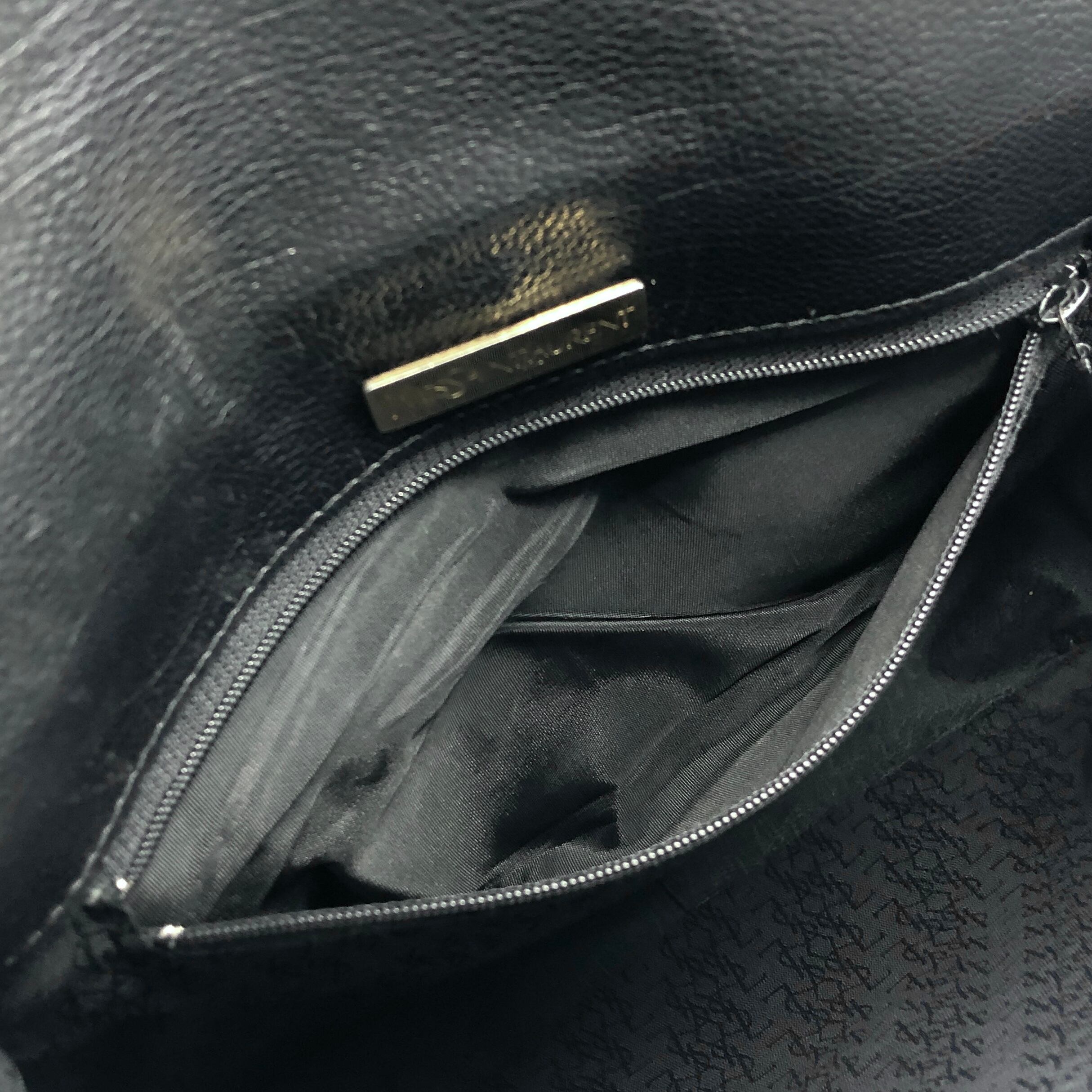 YSL ブラックレザー ショルダーバッグ Yves Saint Laurent イヴ・サンローラン ショルダーバッグ ブラック