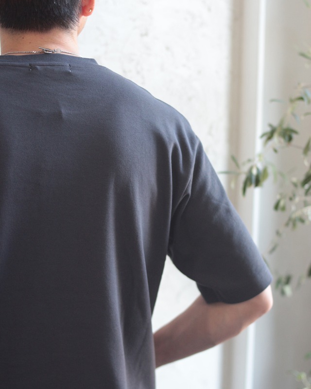 【MinoriTY】ボックス箔プリント 半袖 クルーネック Tシャツ　(250774)