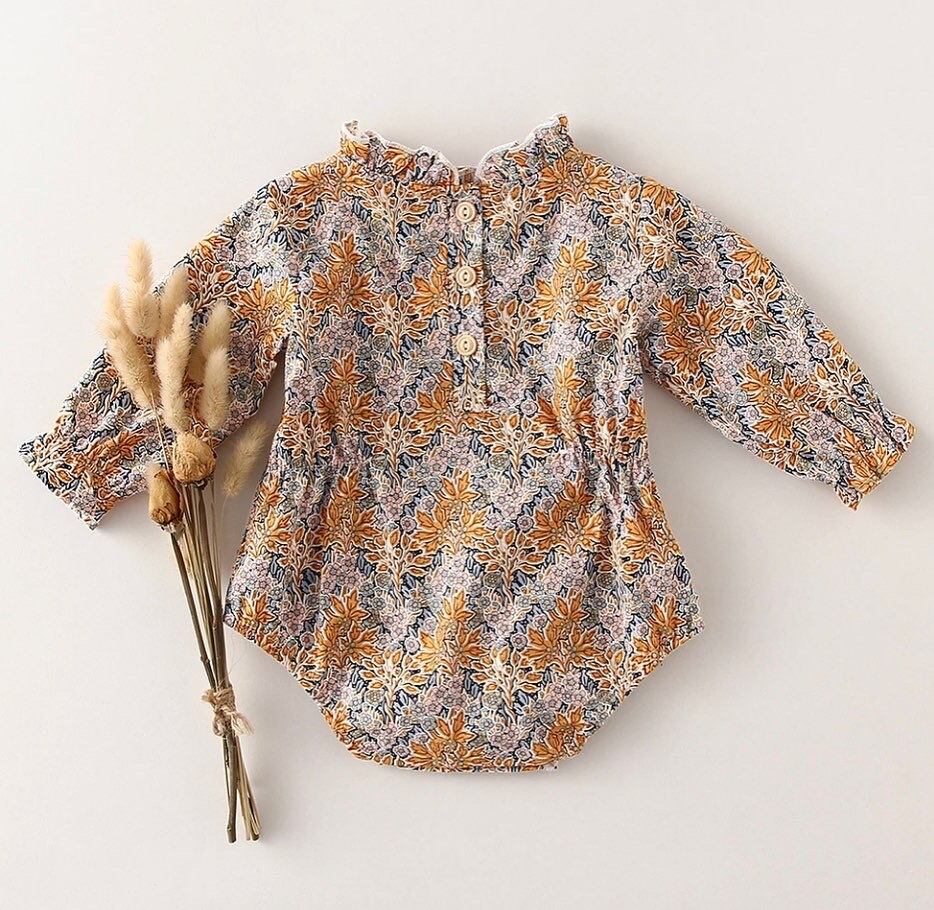 レトロフラワーロンパース……..海外子供服 プチプラ ベビー ガール ナチュラル