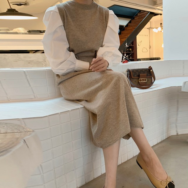 ワンピース レディース 送料無料 2色 ニット ロング丈 マキシ丈 シャツワンピース パフスリーブ ベルト付き バイカラー ウエストリボン ギャザー レイヤード Aライン ワイド 切り替え リボン白 ホワイト 黒 無地 ゆったりリラックス 体型カバー ブラック シンプル ラフ カジュアル シック 大人女子 大人 きれいめ こなれ感 おしゃれ お洒落 ルーズ 春 春服 夏 夏服 秋 秋服 普段使い 重ね着 着回し おでかけ 休日 デイリー 10代 20代 30代 40代 50代 コーディネート 涼し 通気性