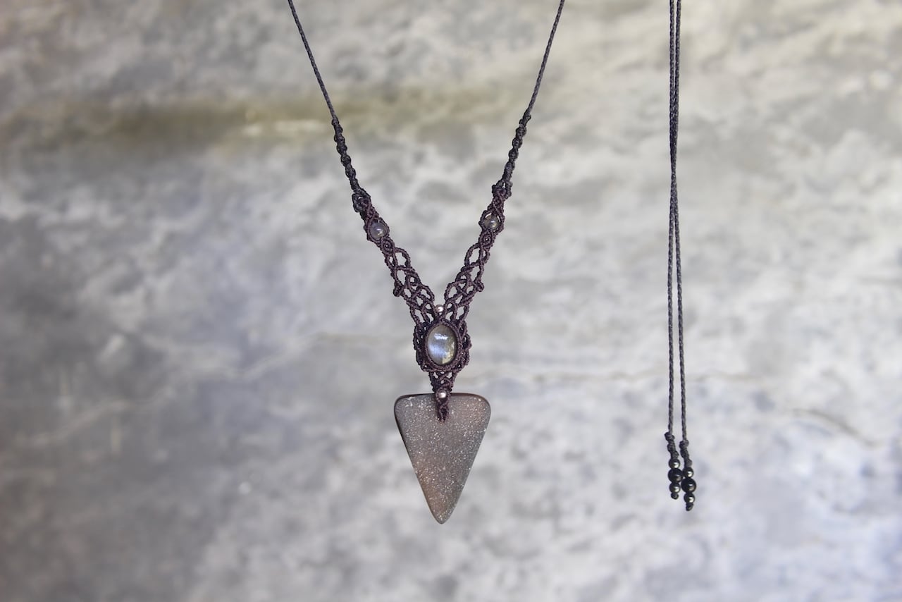 Druzy agate & Black sunstone micro macrame necklace