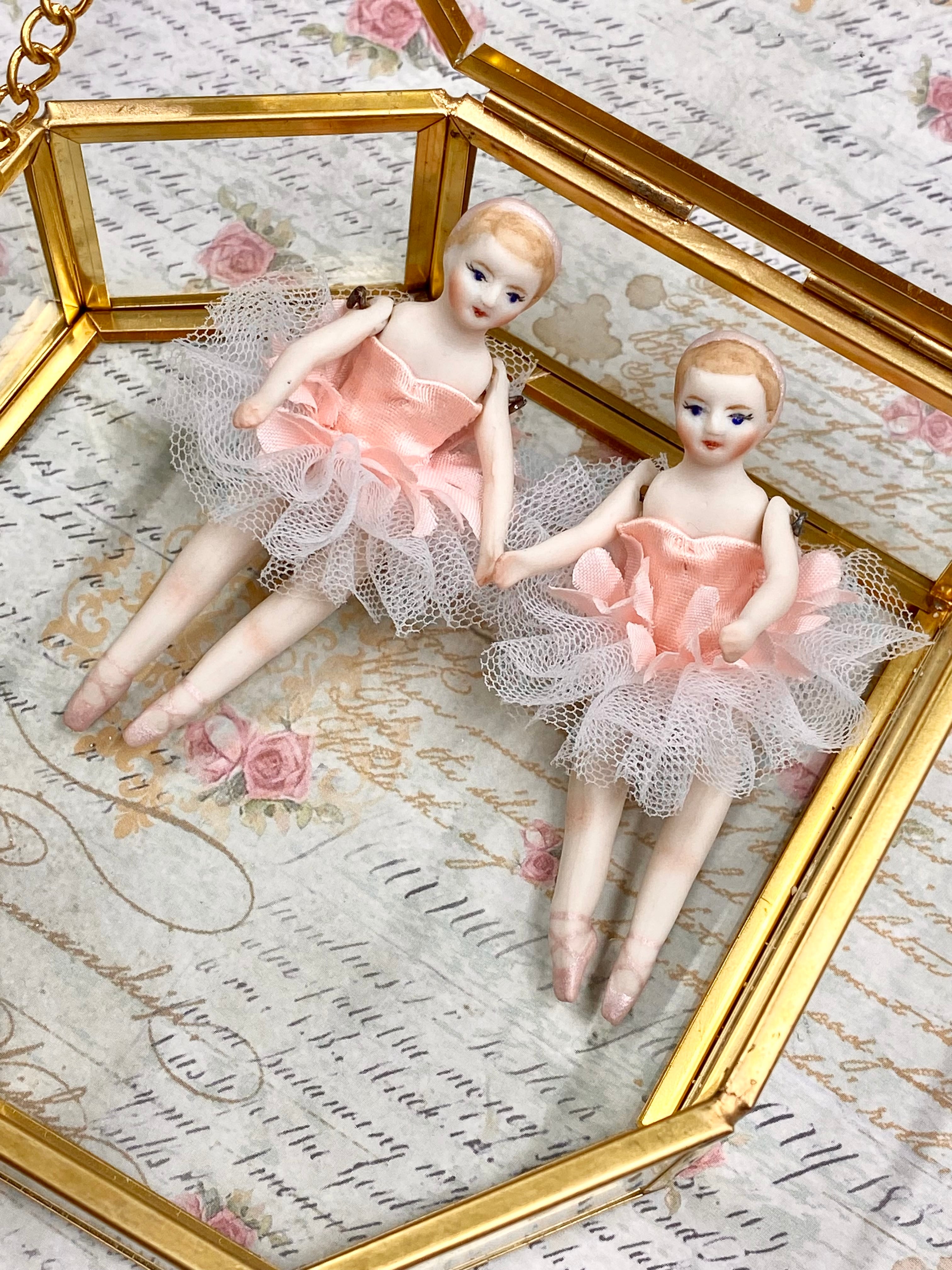完成ドール】ミニチュアビスクドール/ 小さなバレリーナ / 7.5cm