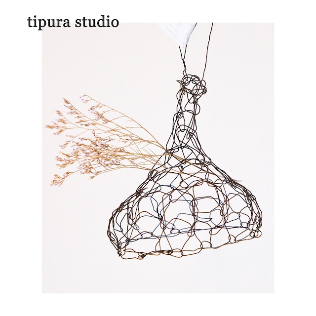 tipura studio / 編み網帽子