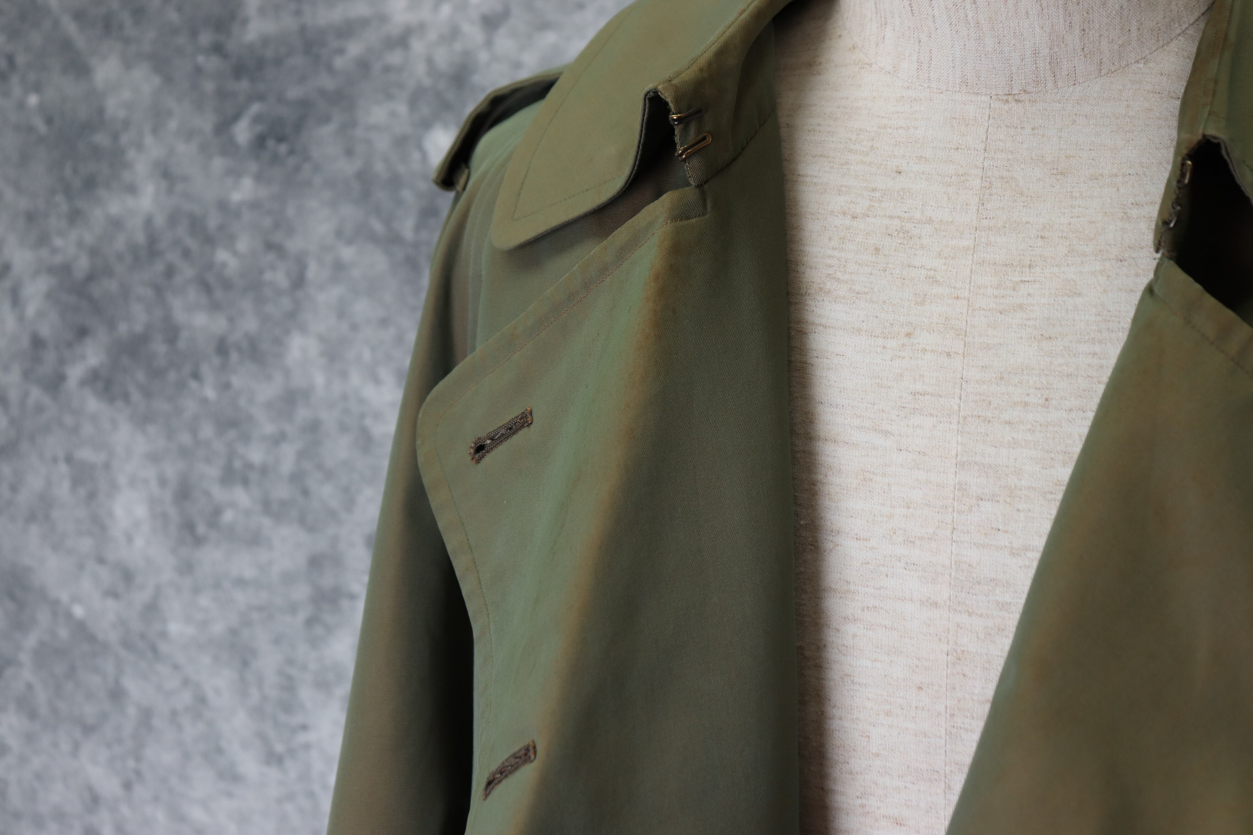 80's〜90's Vintage Burberry's Trench coat Color of Jewel beetle 80年代〜90年代  バーバリー トレンチコート 玉虫 タマムシ　A646 | ROGER'S used clothing - ロジャース - powered by BASE