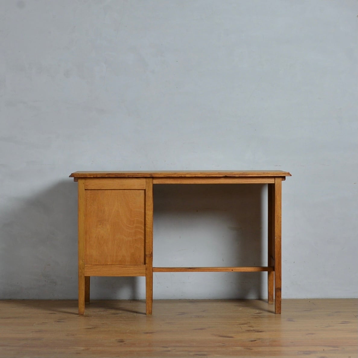 Desk / デスク 〈ワークテーブル・机・書斎・店舗什器・アンティーク・ヴィンテージ〉112081 | SHABBY'S MARKETPLACE アンティーク・ヴィンテージ 家具や雑貨のお店 Desk / デスク 〈ワークテーブル・机・書斎・店舗什器・アンティーク・ヴィンテージ〉112081 | SHABBY'S MARKETPLACE アンティーク・ヴィンテージ 家具や雑貨のお店