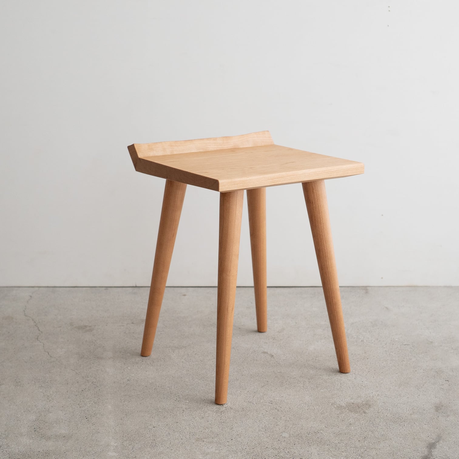 MiMi stool