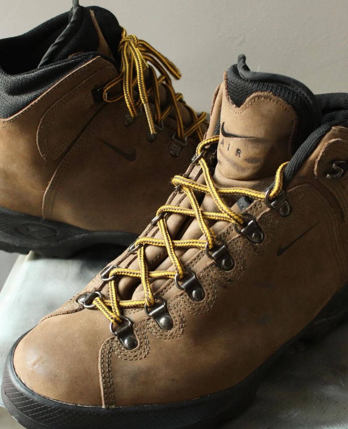 1990s “ nike / acg “ suede leather trekking boots . size 28cm 