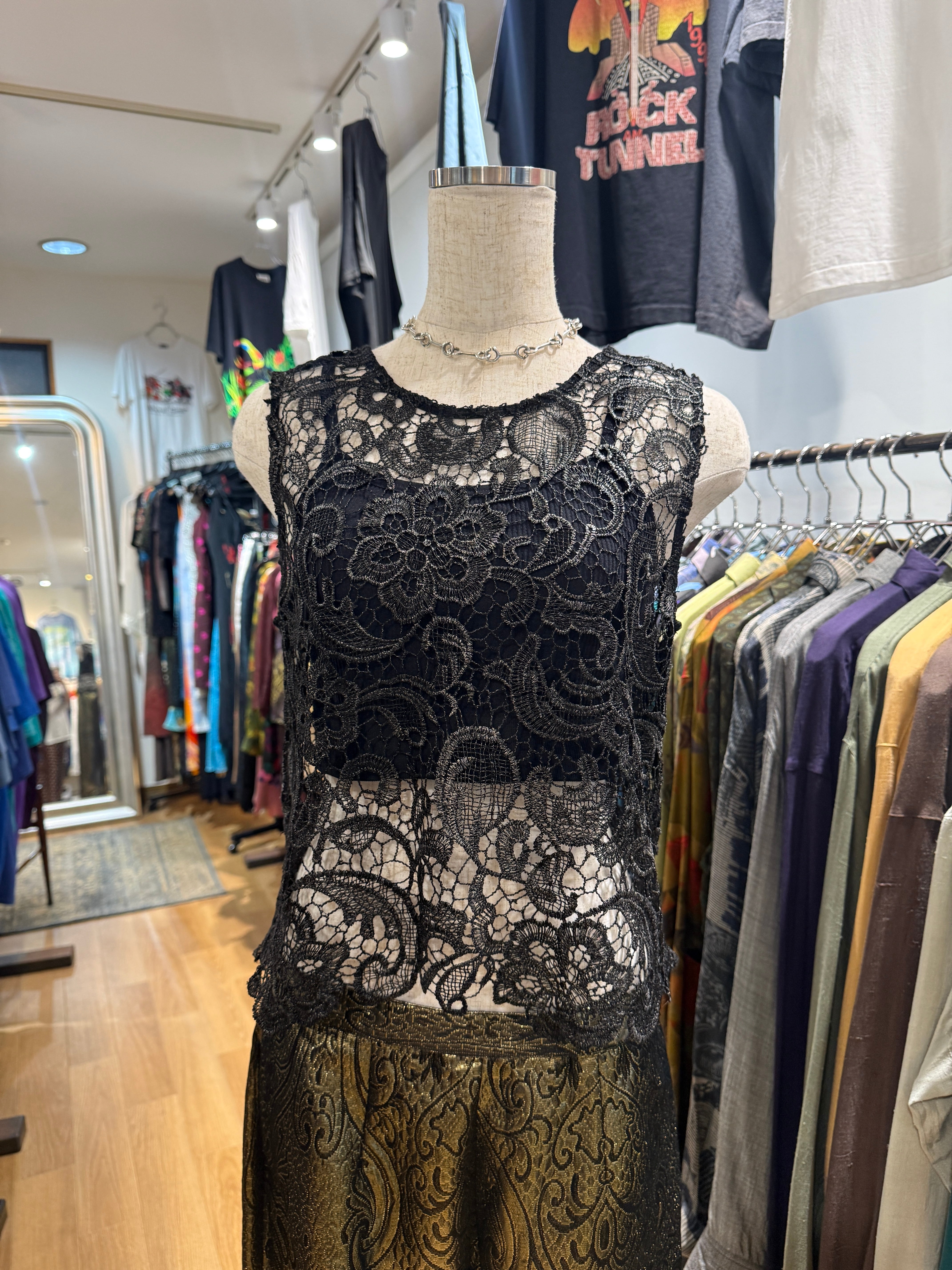 90’s Metallic Lace Sleeveless Top