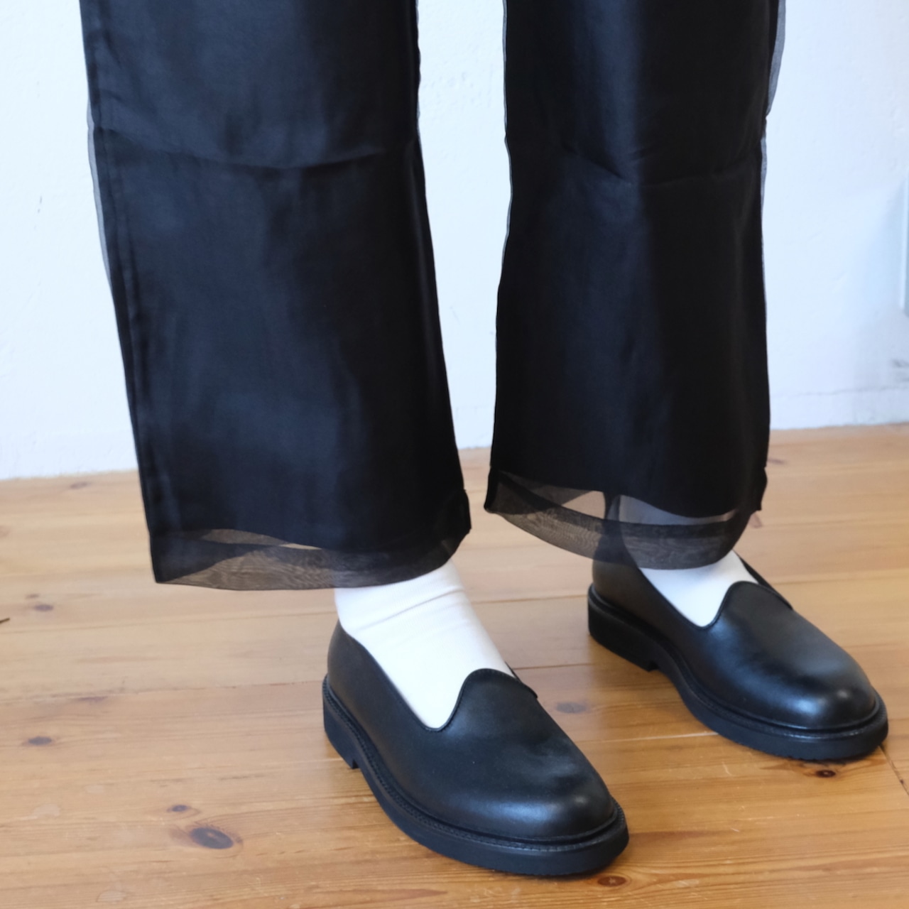 BUNON(ブノン) Khadi Silk Organdy & Embroidery Frap Pants  カディシルク+オーガンジー刺繍 フラップ付きパンツ