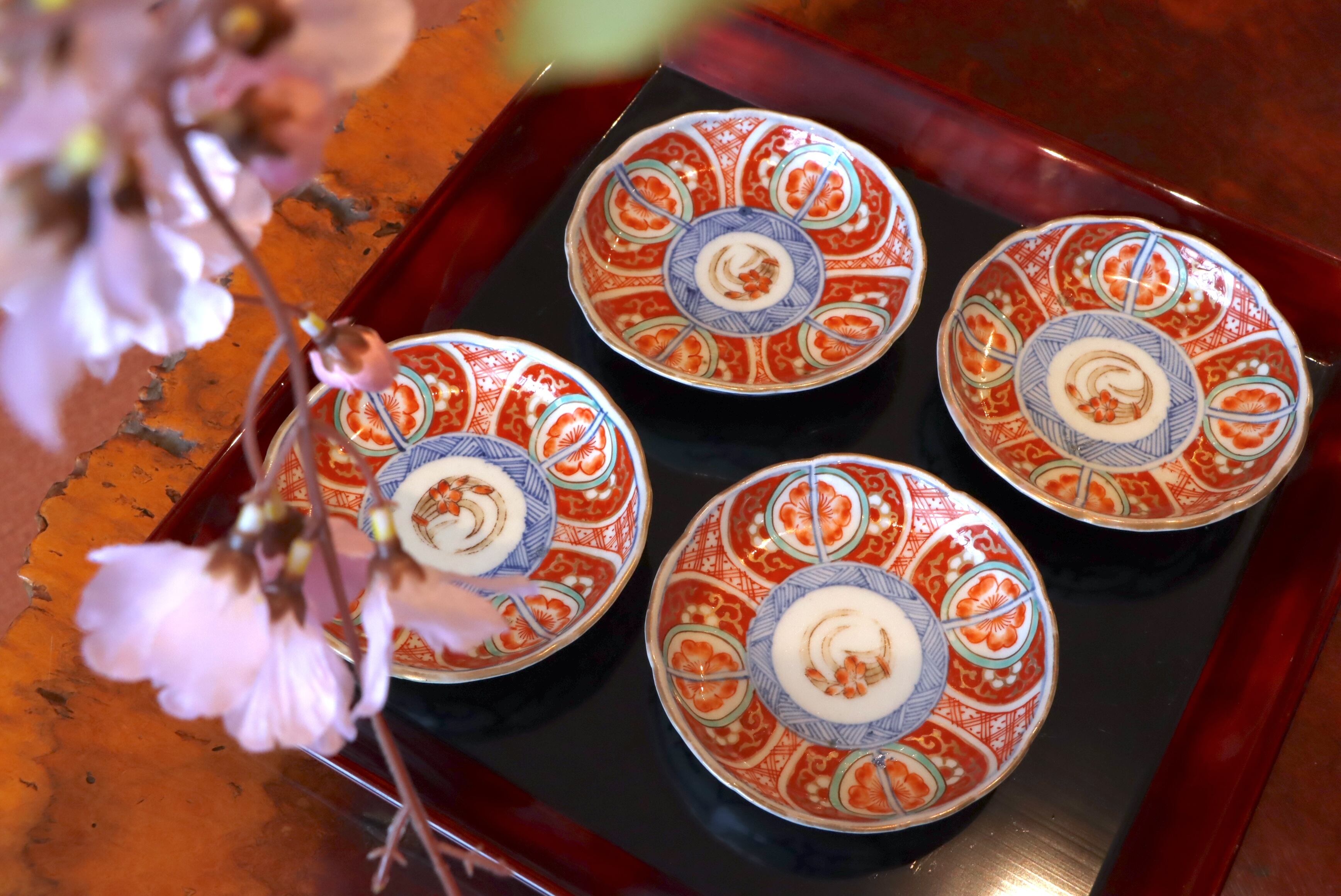 小皿 伊万里焼 色絵 花文 | (有)新原美術