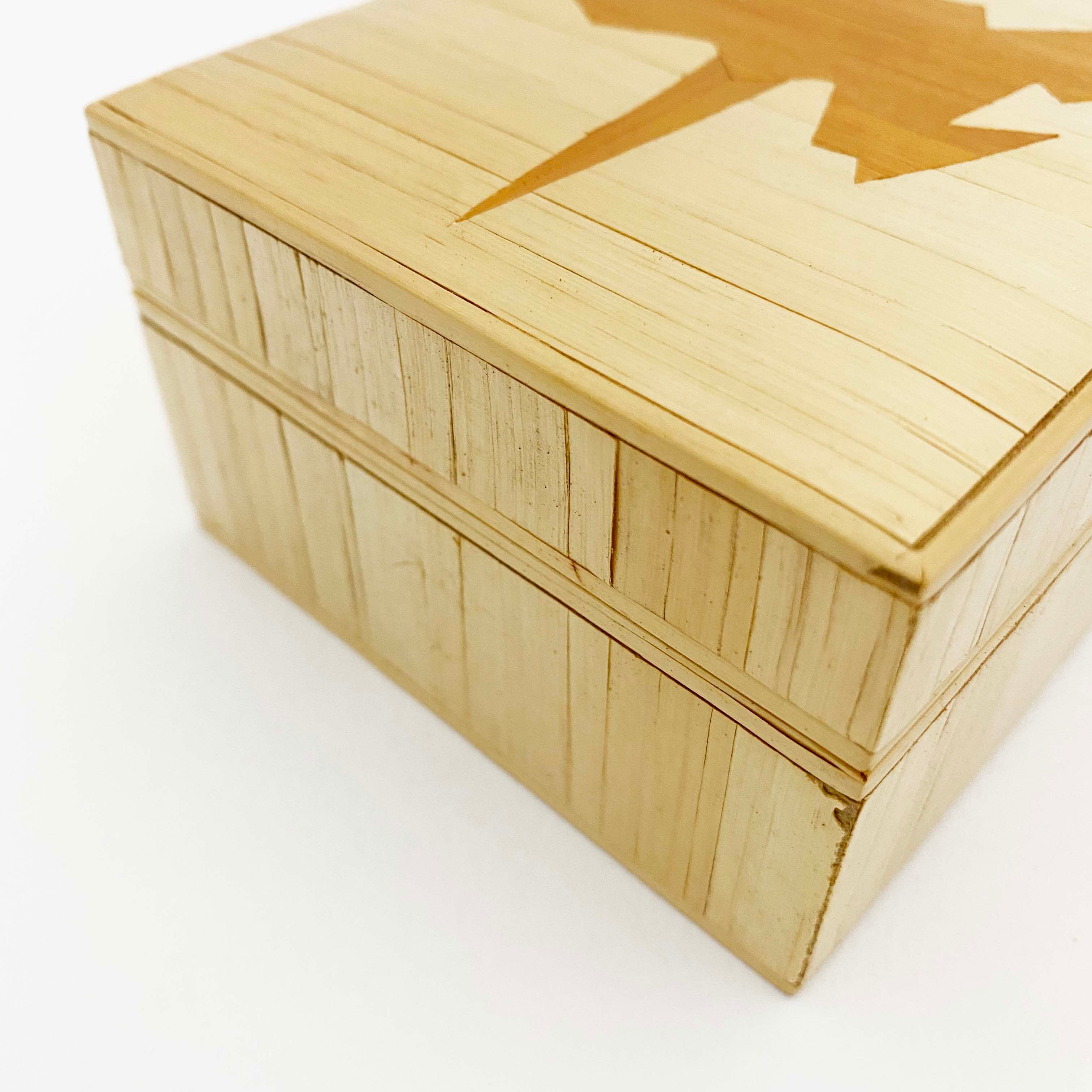 城崎の麦わら細工箱(折り鶴)