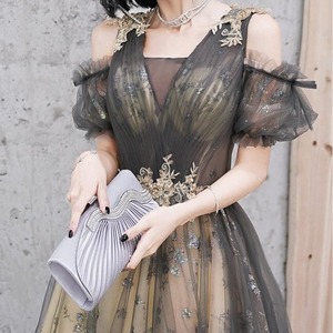 ロングドレス イブニングドレス マキシ丈 花刺繍 肩出し Aライン 透け感 大きいサイズ レディース エレガント 華やか 上品 発表会 演奏会 パーティードレス お呼ばれ 結婚式