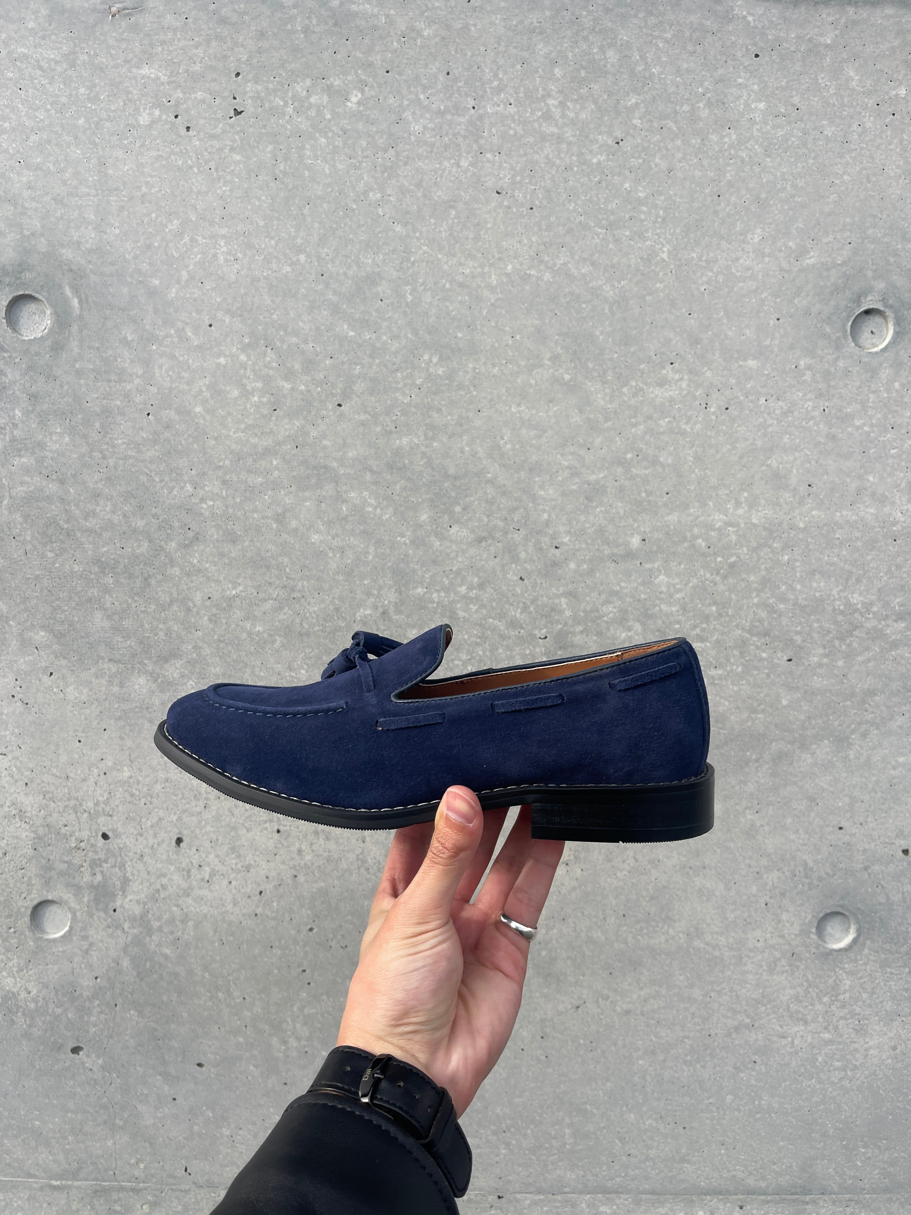 新品未使用　タッセルローファー　スウェード Berwick1707 | タッセルローファー スエード | 8491SBVIOR – バー