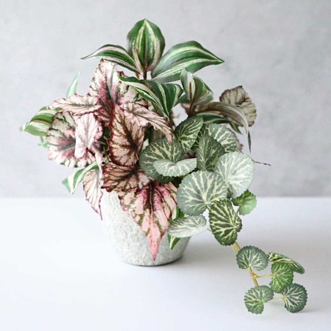 フェイクグリーン 寄せ植え ベゴニア 観葉植物 ポット 造花 セメント鉢 グレー 卓上