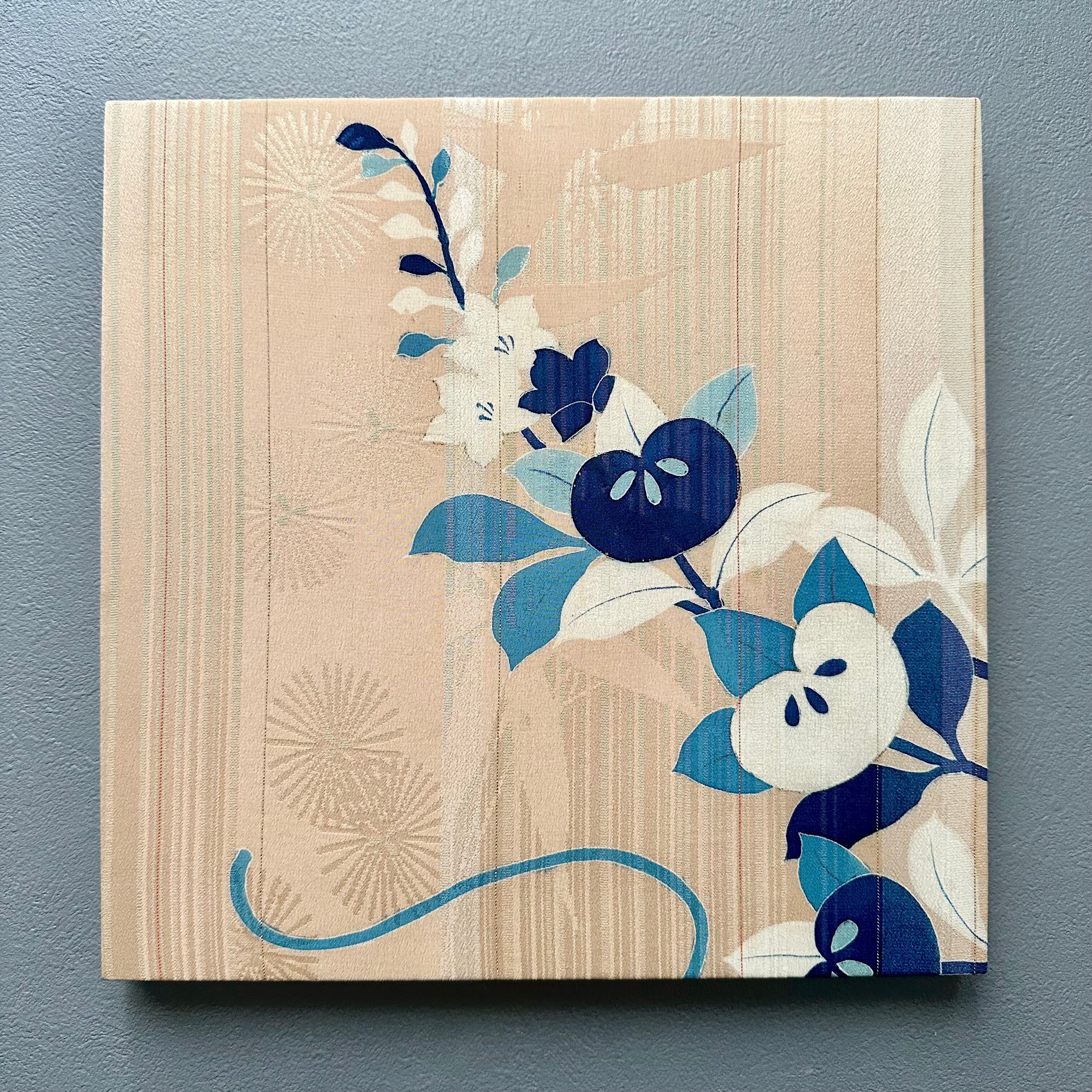 ビンテージファブリックパネル 花菱(紺) ビンテージファブリックパネル 花菱(紺)