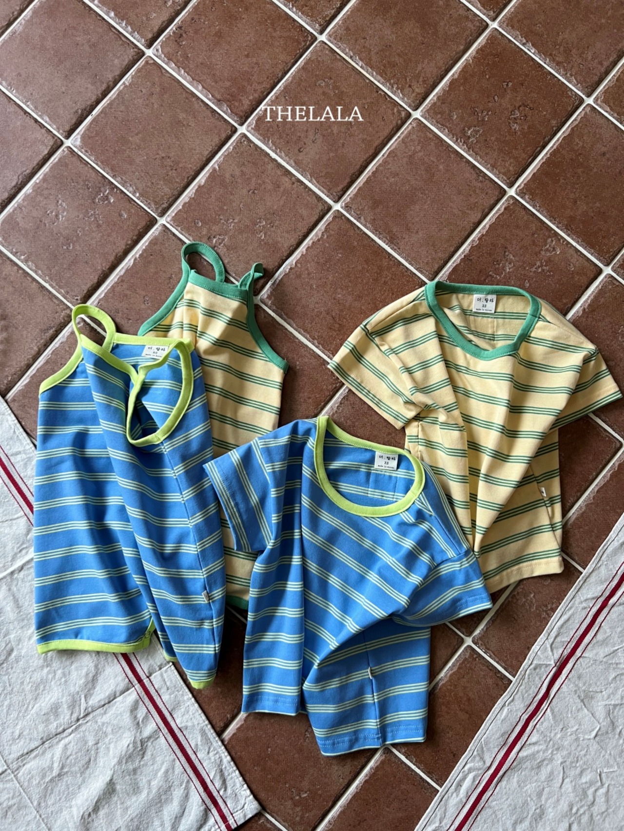 [THELALA] Three-stripe Bodysuit / [더랄라] 삼선슈트