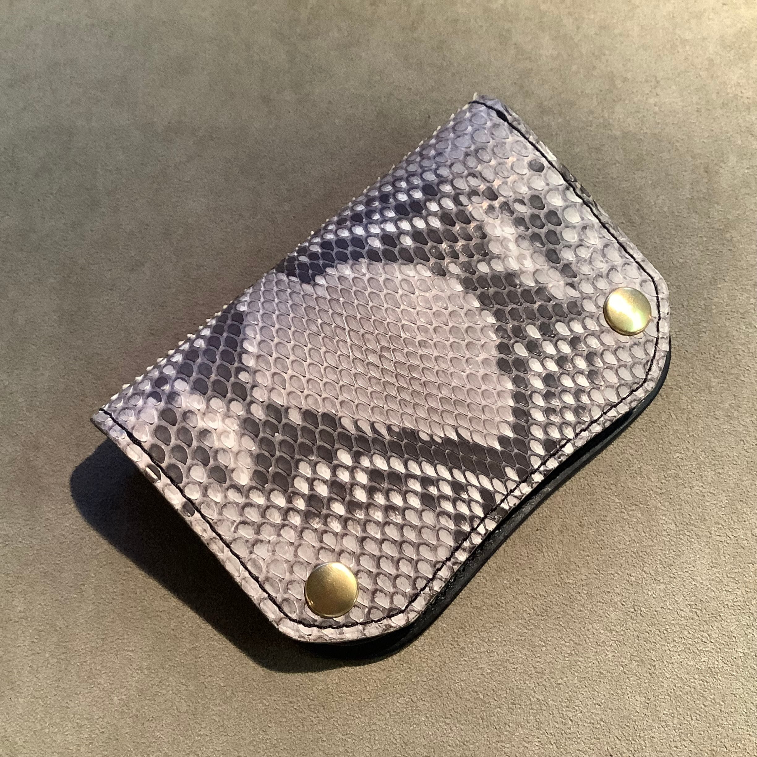 訳あり〜トラッカーウォレット パイソン 72e3a51d5a90ab385d2271ceaa6d06