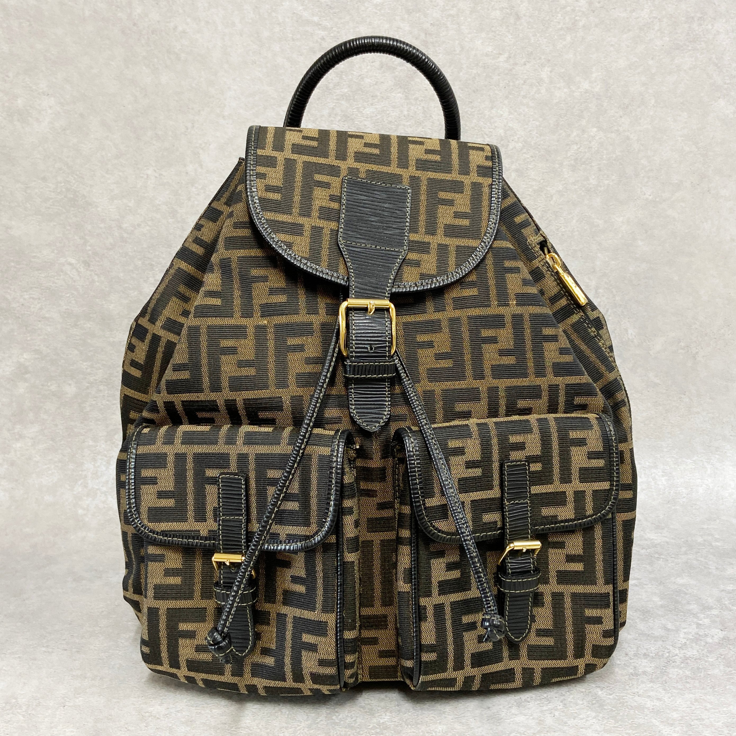 横28×縦17㎝FENDI フェンディ バッグ ズッカ柄