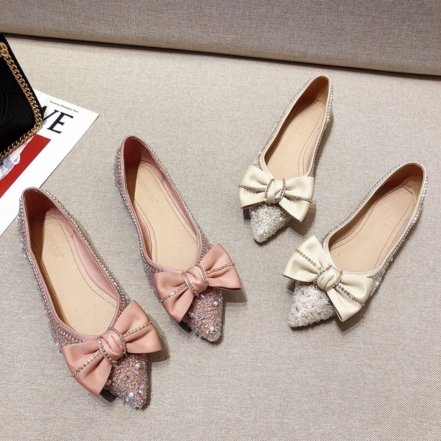 Glitter ribbon pumps