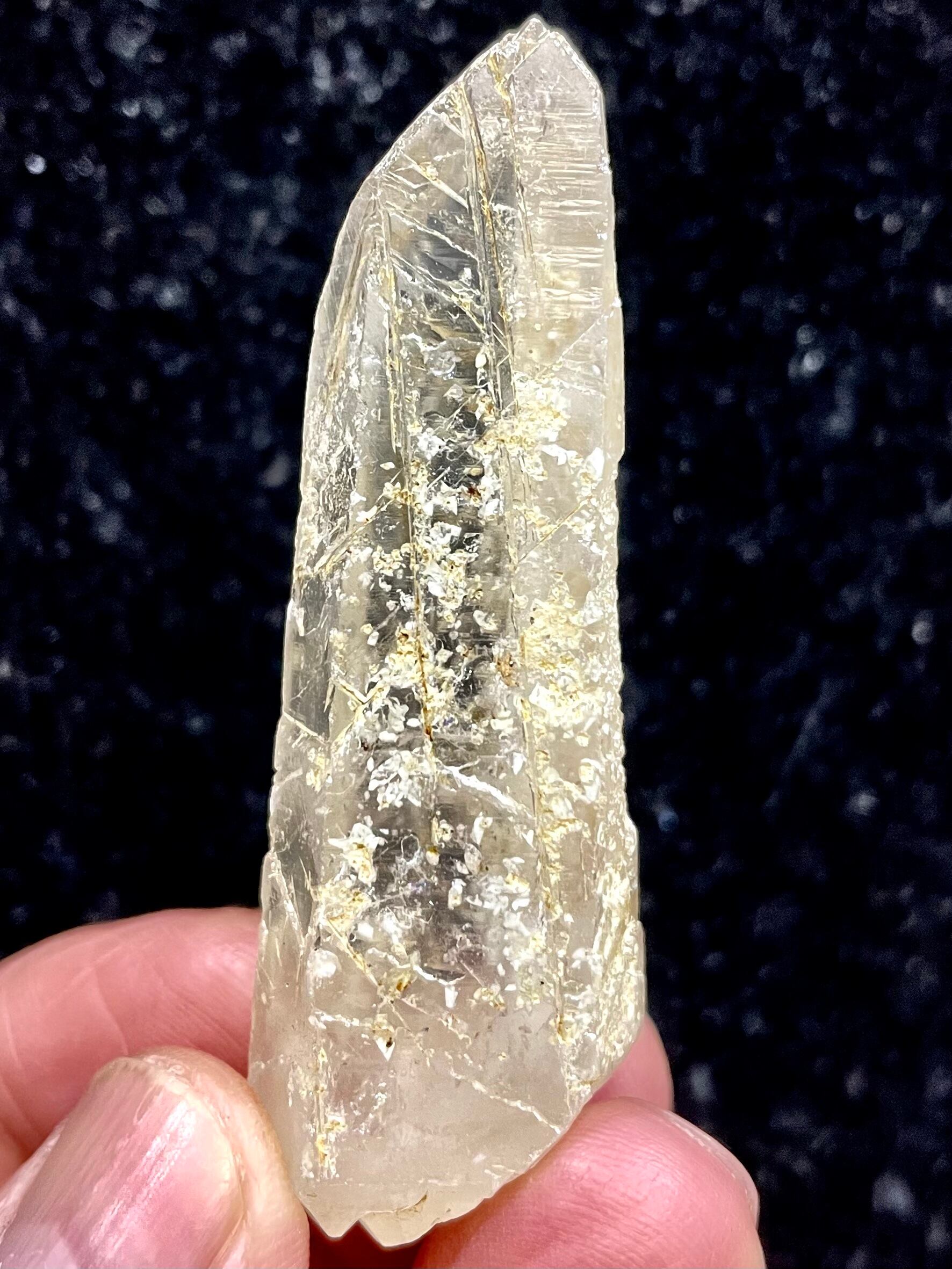 12) 高千穂天岩戸水晶「栄華」3