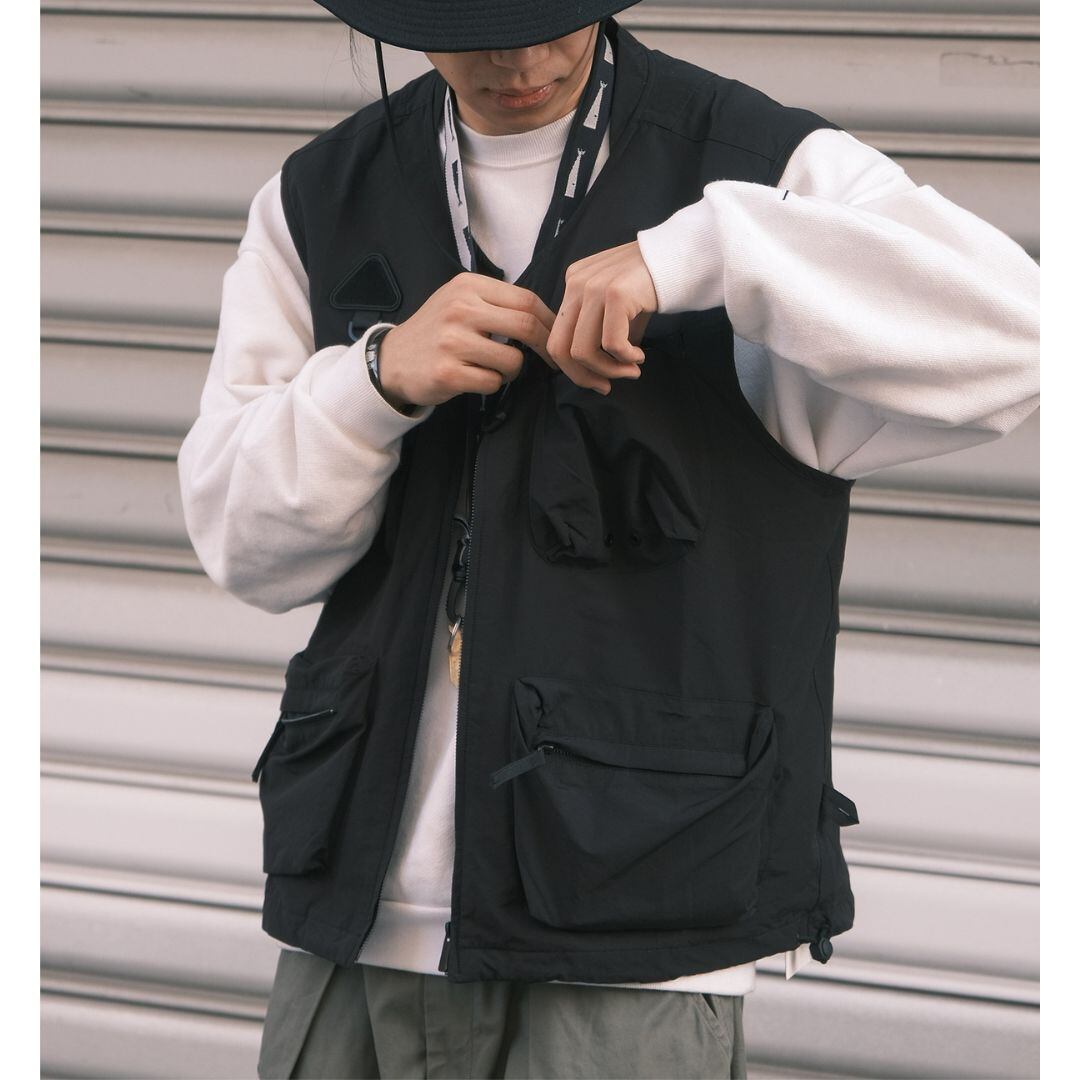 多ポケットジッパー付きベスト A18977