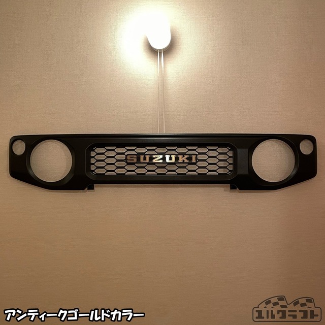 スズキカレッジロゴグリルエンブレム（純正サイズ）