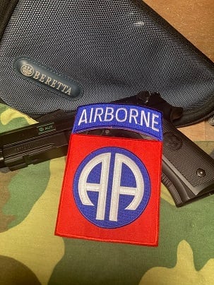 新品アメリカ陸軍省 エンブレム ステンドグラス グラスマスターズ社 アメリカ陸軍省 エンブレム ステンドグラス グラスマスターズ社