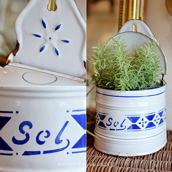 ブルーのホーローSEL缶 | Brocante de La Cocotte （フランス