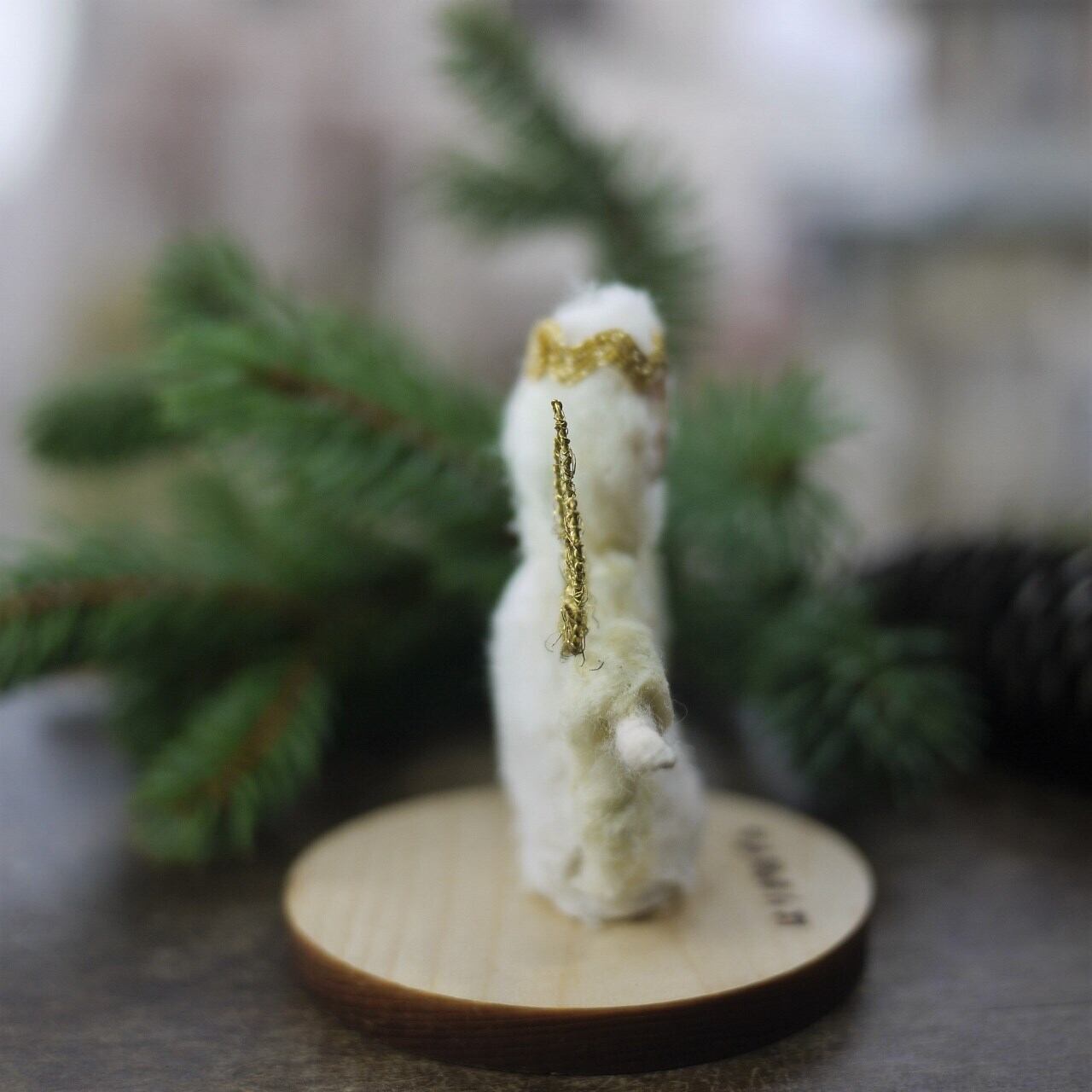 クリストキント CottonEngel はりがねずみ ドイツ | こりすのパン屋