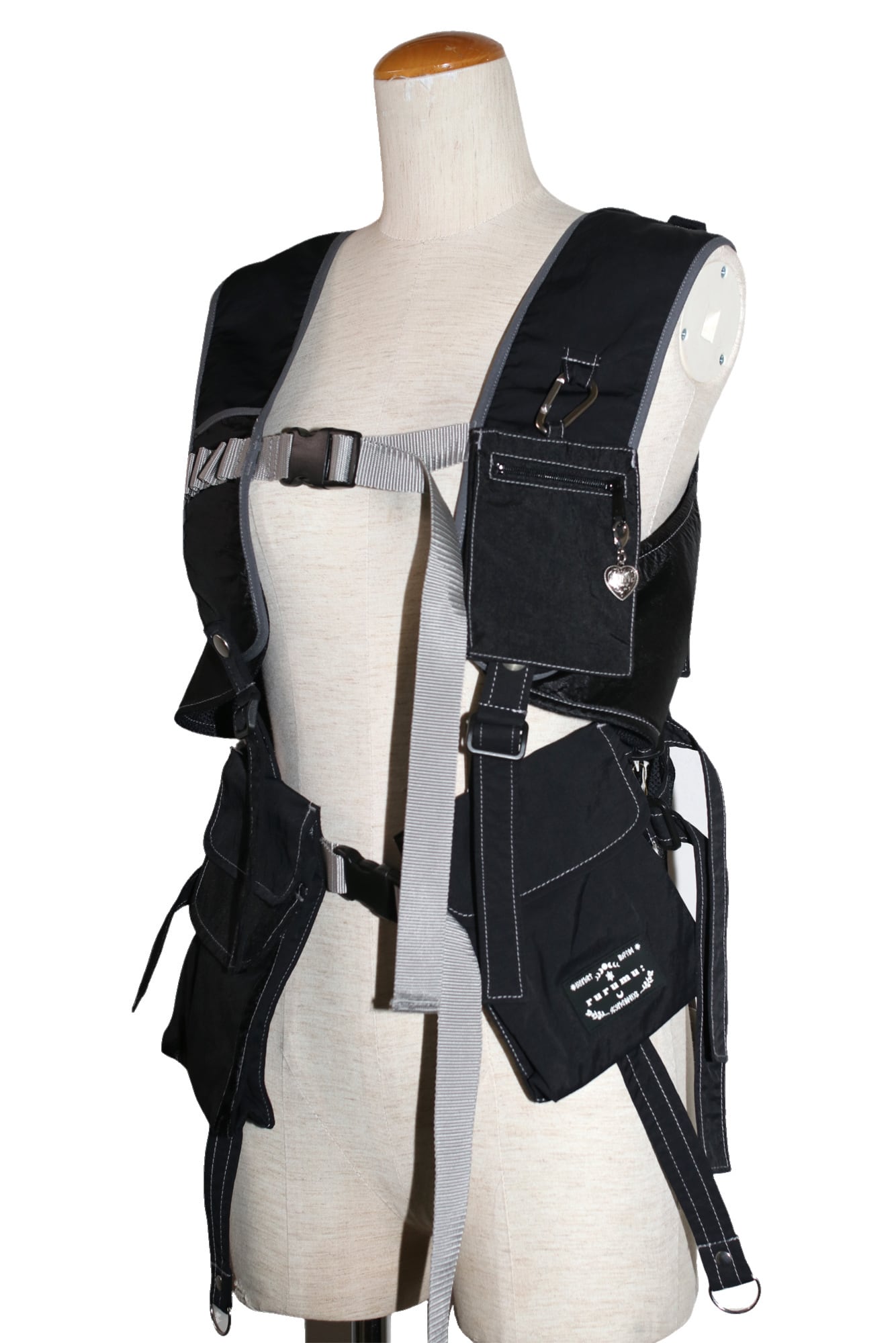 25SS】rurumu: utility pocket vest (BLACK) rrm25SS-VT01 | IAAAM