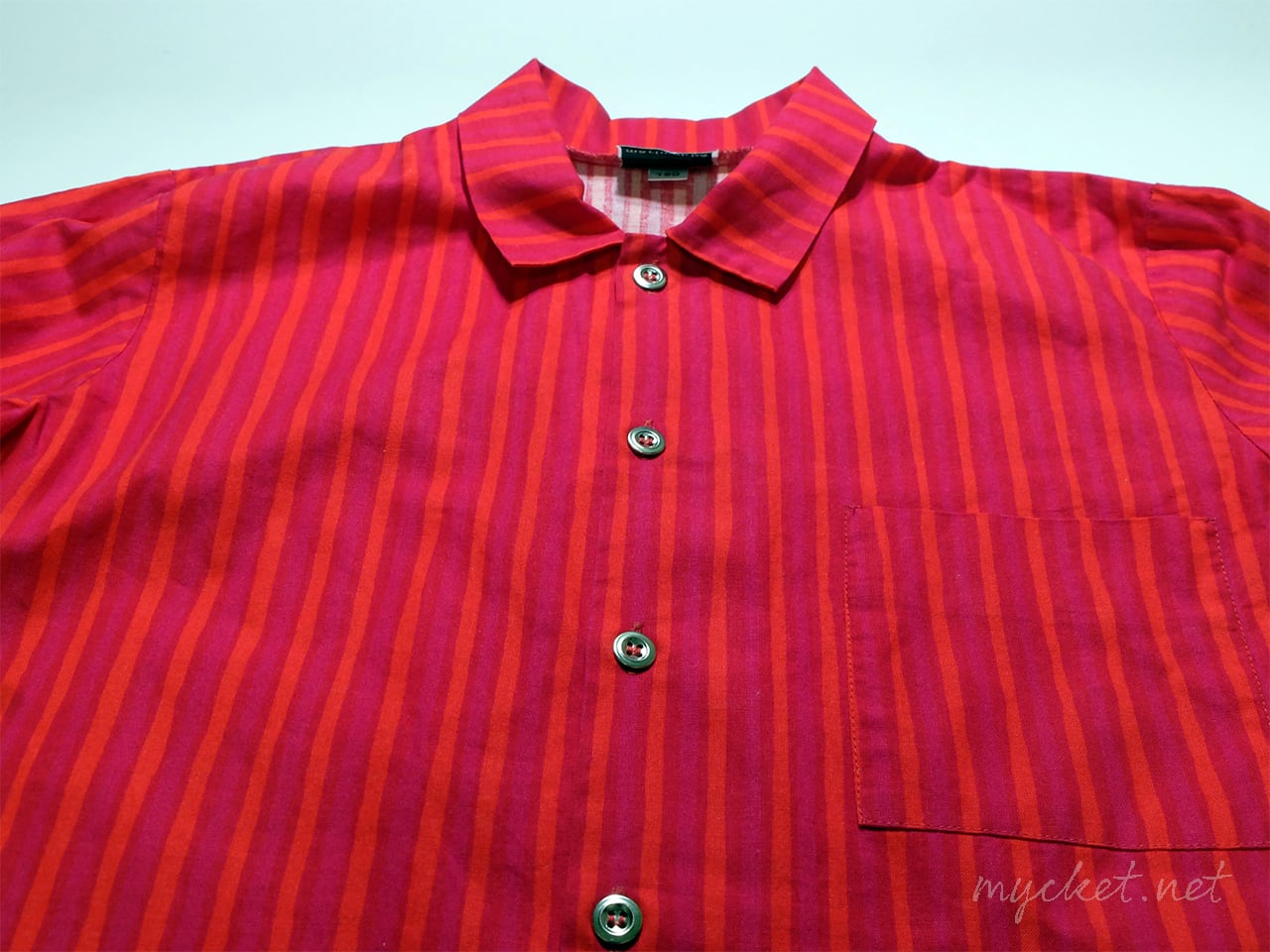 marimekko 「Jokapoika」長袖シャツ(ユーズド/キッズ150サイズ marimekko 「Jokapoika」長袖シャツ(ユーズド/キッズ150サイズ