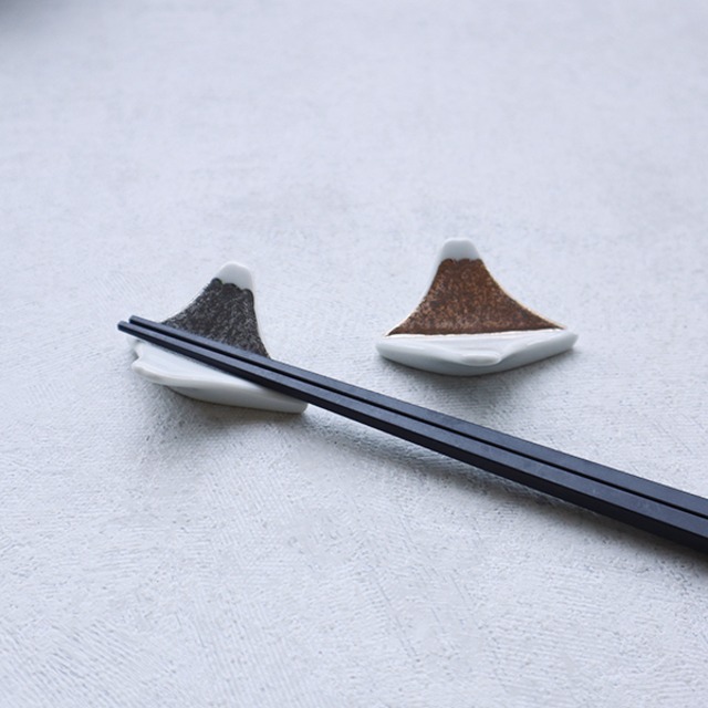 波佐見焼　箸置き　富士山（金・銀）