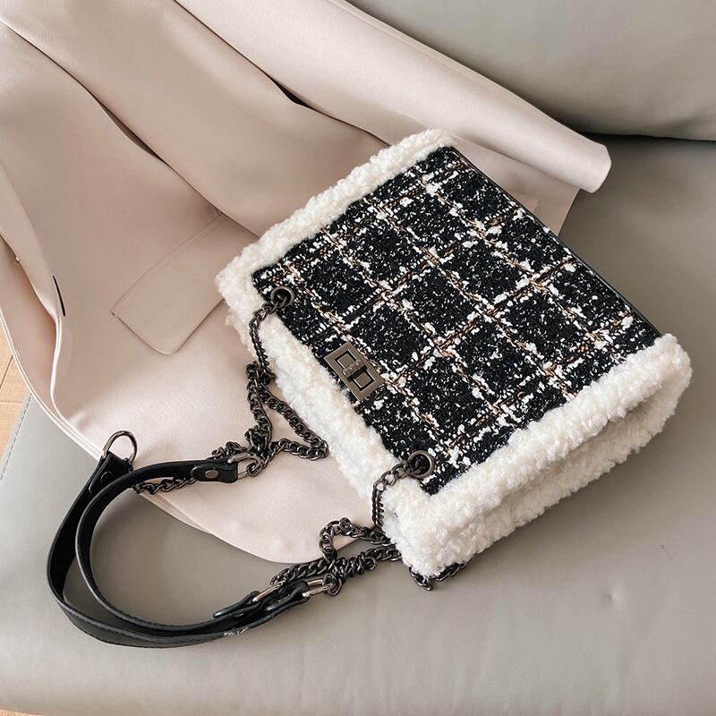 オータムウィンターショルダーバッグレッド 秋物 冬物 クロスボディ 手作りハンドバック75431033286