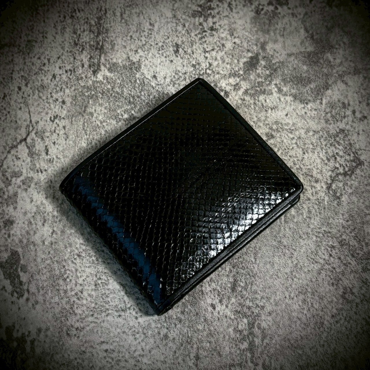 パイソン レザー 折財布 二つ折り 財布 ヘビ革 蛇革 コンパクト ミニ