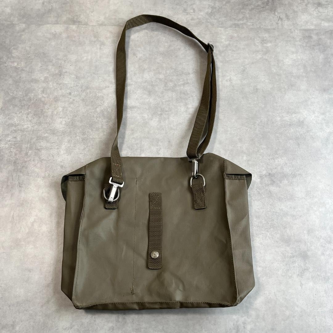 スイス軍 ラジオバッグ ショルダーバッグ ミリタリー PVC 緑 13724 | fuufu