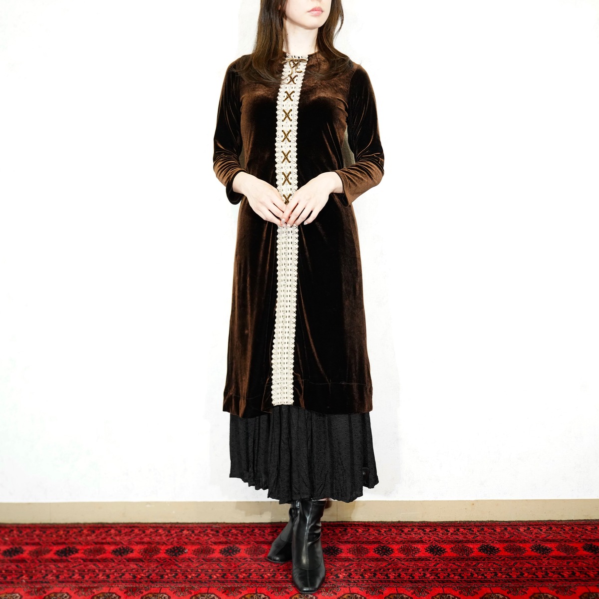 USA VINTAGE LACE UP DESIGN VELOUR ONE PIECE/アメリカ古着レース 