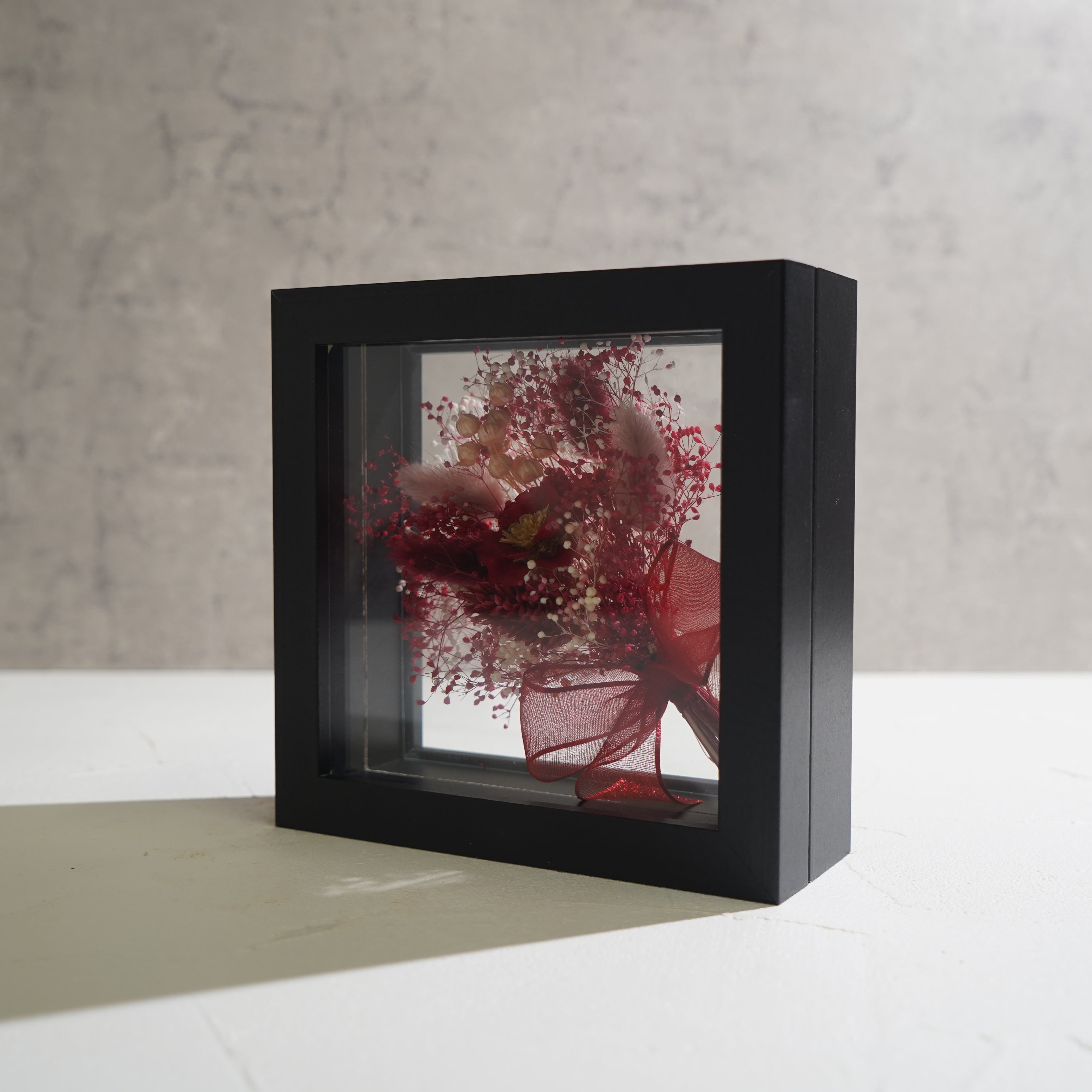 【レッド】フレームフラワー Mサイズ 花束タイプ FM-57≪限定1点≫