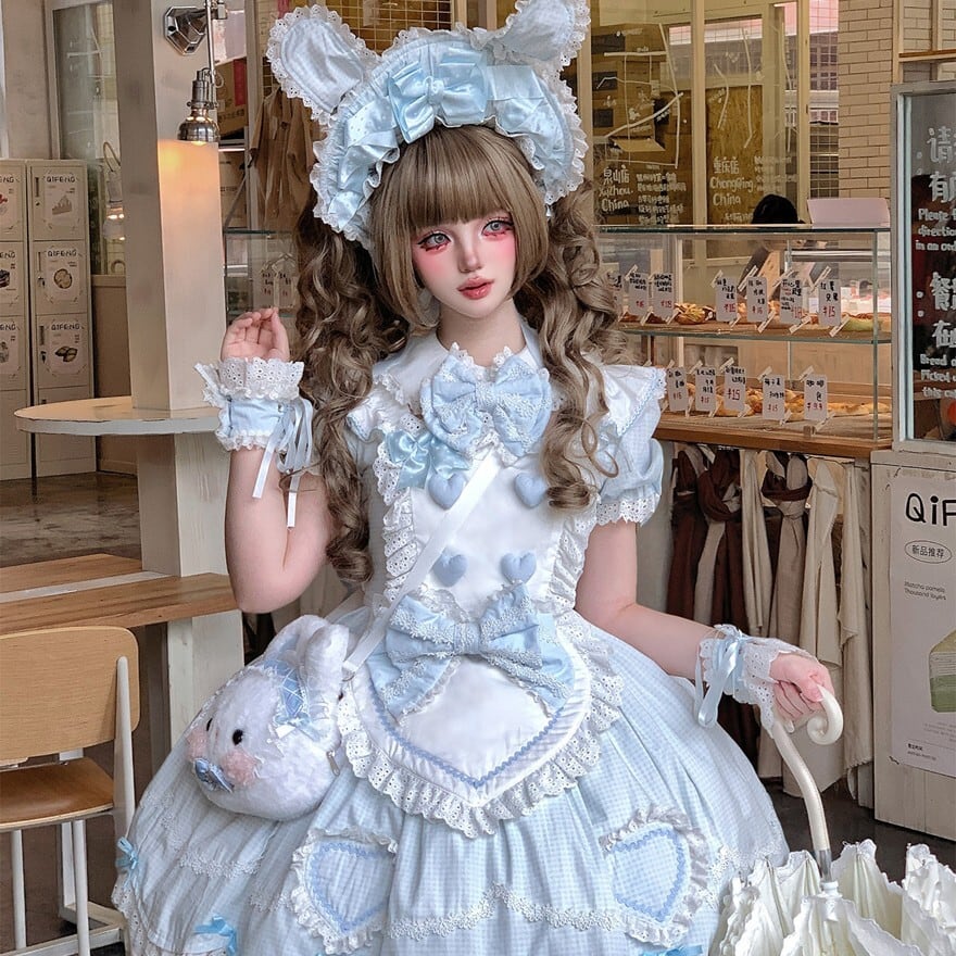 クラシカルメイド｜ハートエプロンとリボンが揺れる甘ロリータメイド