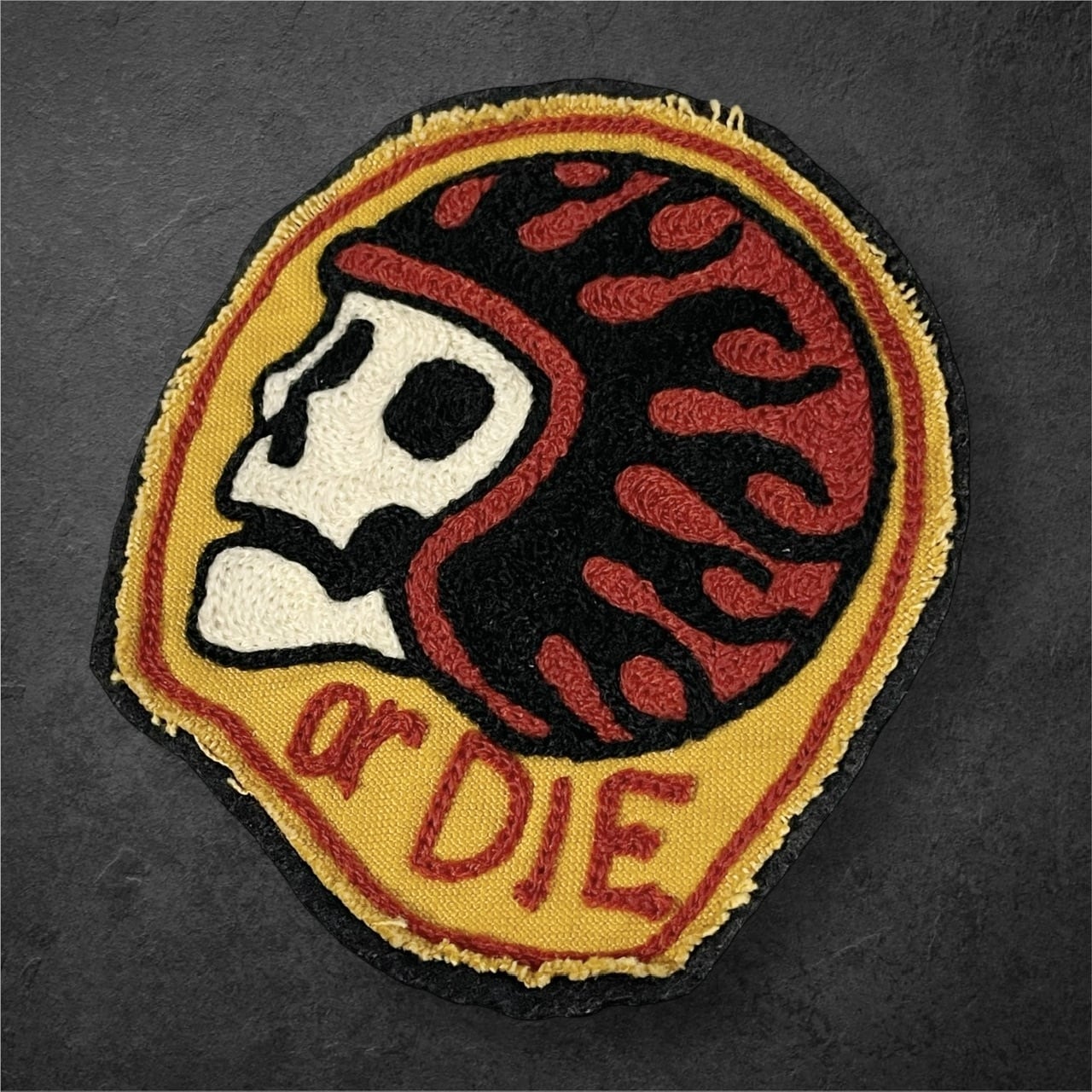 RIDE OR DIE” PATCH（イエロー） チェーンステッチワッペン | 【RIOTT