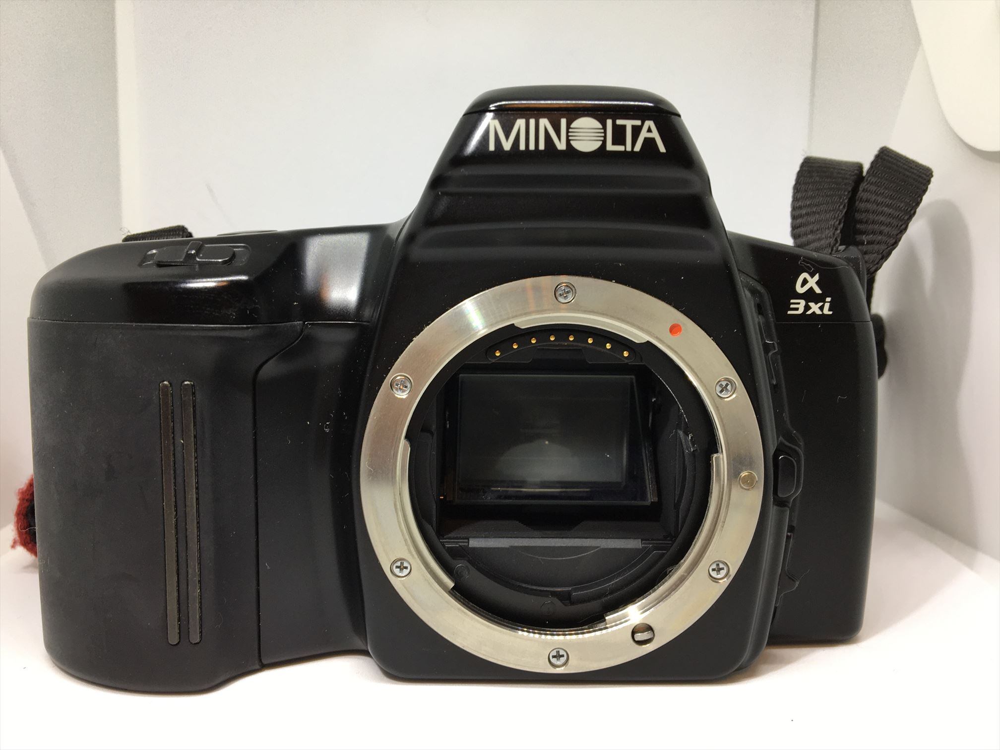 MINOLTA 一眼レフフィルムカメラ　α3xiカメラボディ　ジャンク | YY Auto（ワイワイオート） powered by BASE