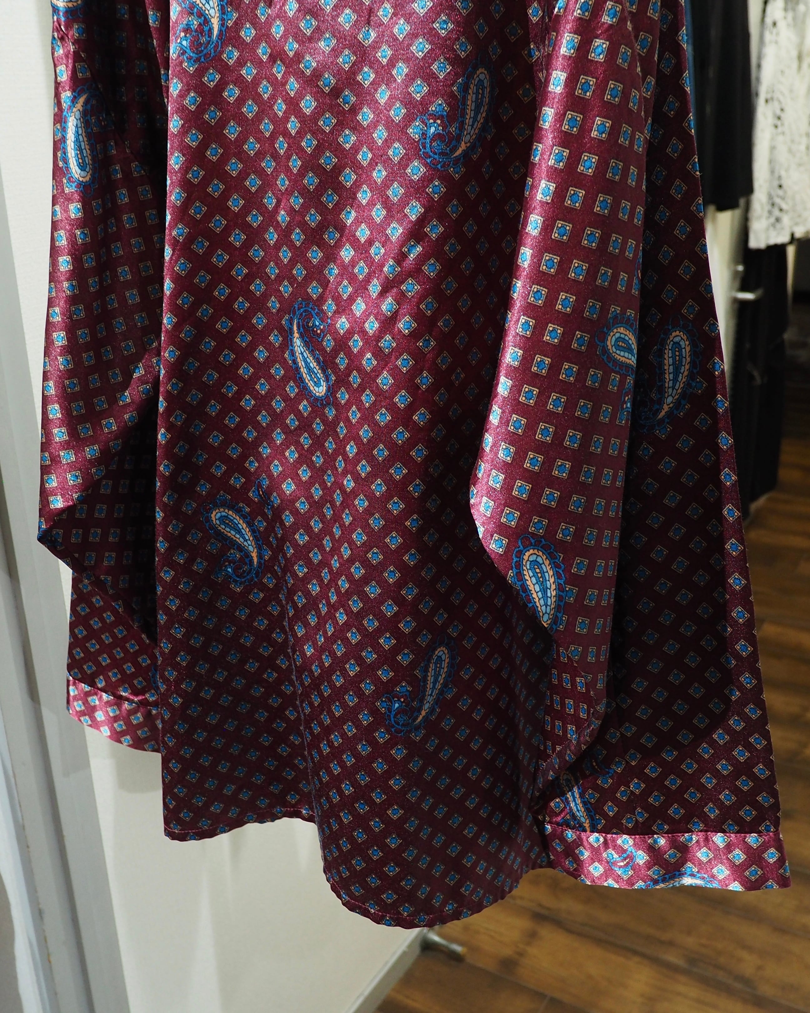 1990s Beautiful Bordeaux × Old Luxury Art Pattern Vintage Drape Loose Shirt