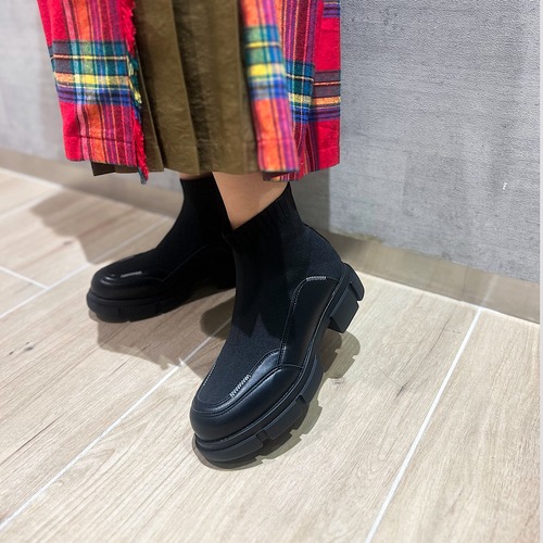 厚底ニットブーツ