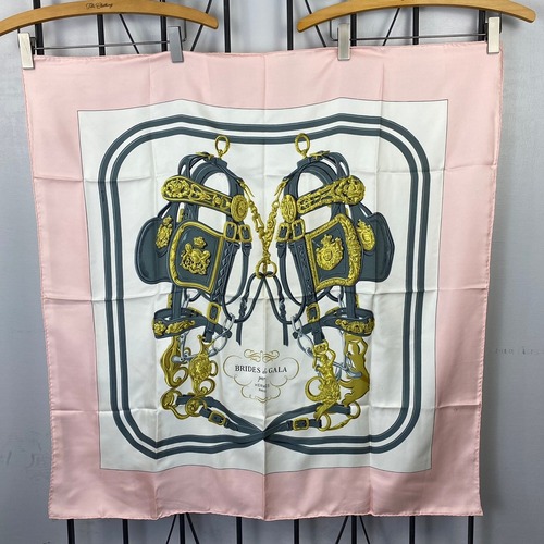 ◎.HERMES CARRE90 SILK SCARF BRIDES de GALA par MADE IN FRANCE/エルメスカレ90シルク100%スカーフ(式典用馬勒) 2000000065212