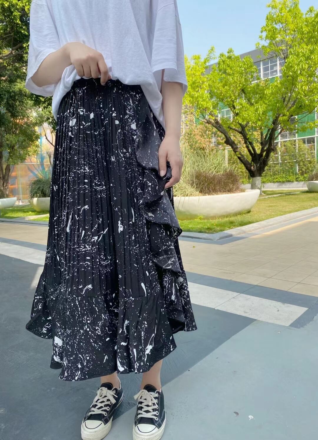 ペイント柄プリーツフリルスカート　AJ1365-E008