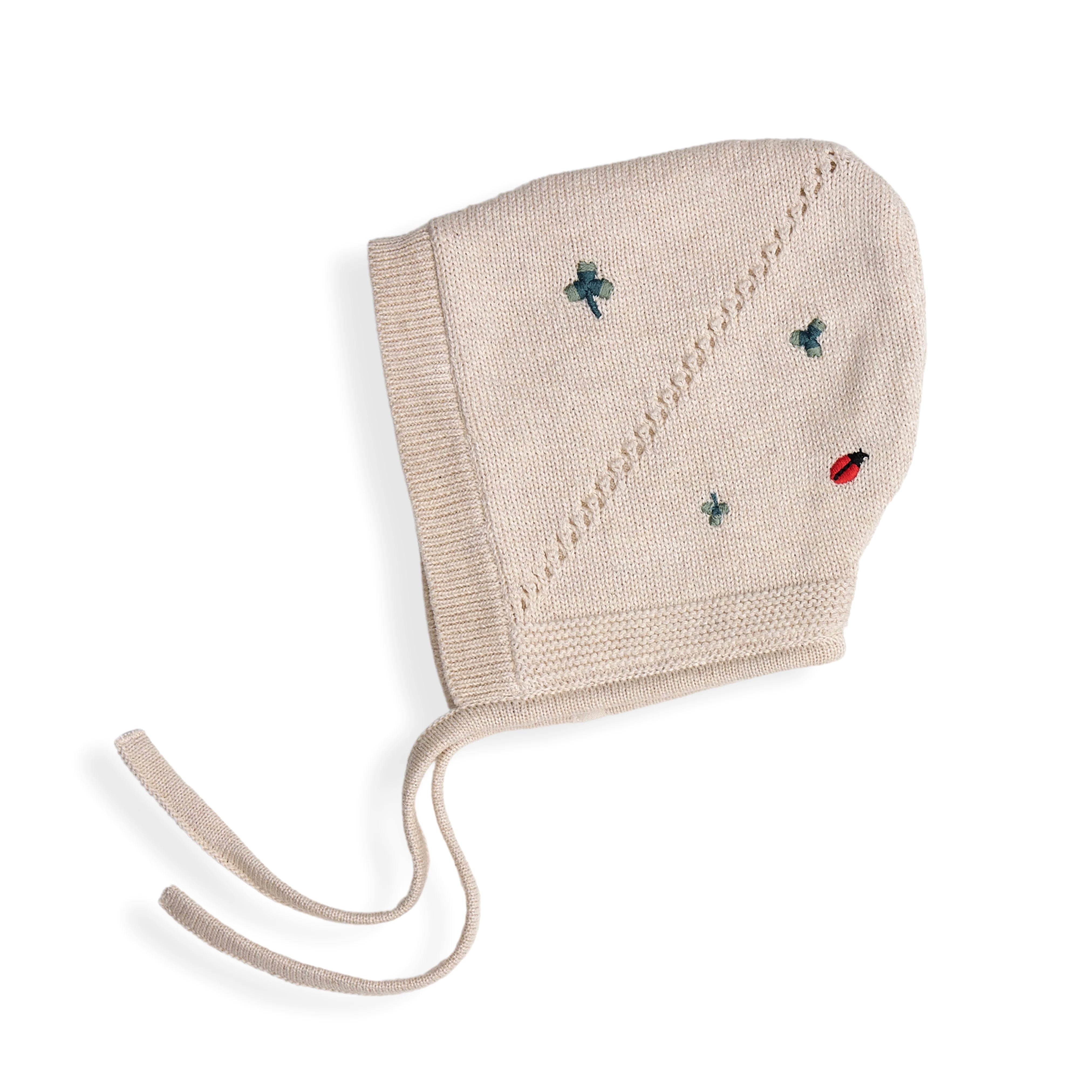 SAGA copenhagen/Bonnet - August - Clover on Cream