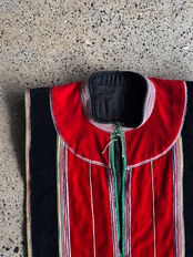 Yao/Dao tribe／Vintage embroidery vest